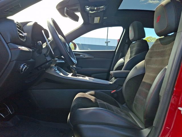 Used 2024 Dodge Hornet R/T Plus w/ Track Pack AWD/4WD image 14
