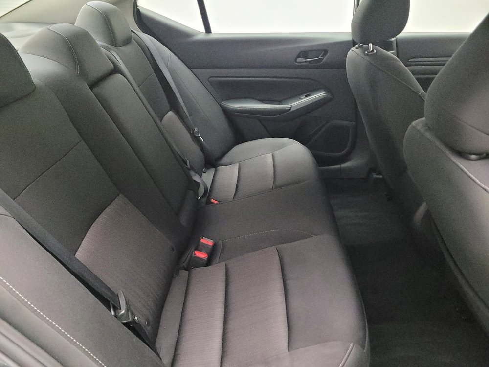 Used 2024 Nissan Altima 2.5 SV image 19