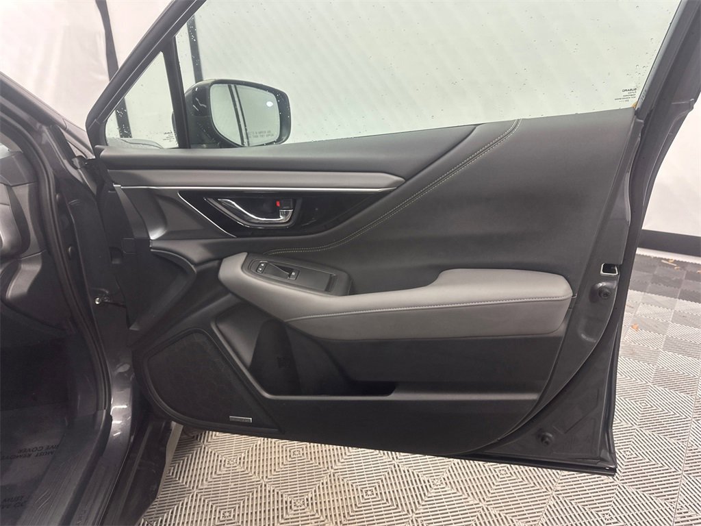 Used 2024 Subaru Outback Onyx Edition image 15