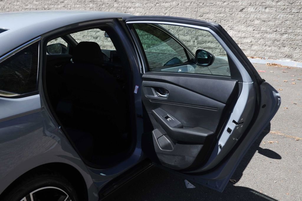 Used 2023 Honda Accord Sport image 17