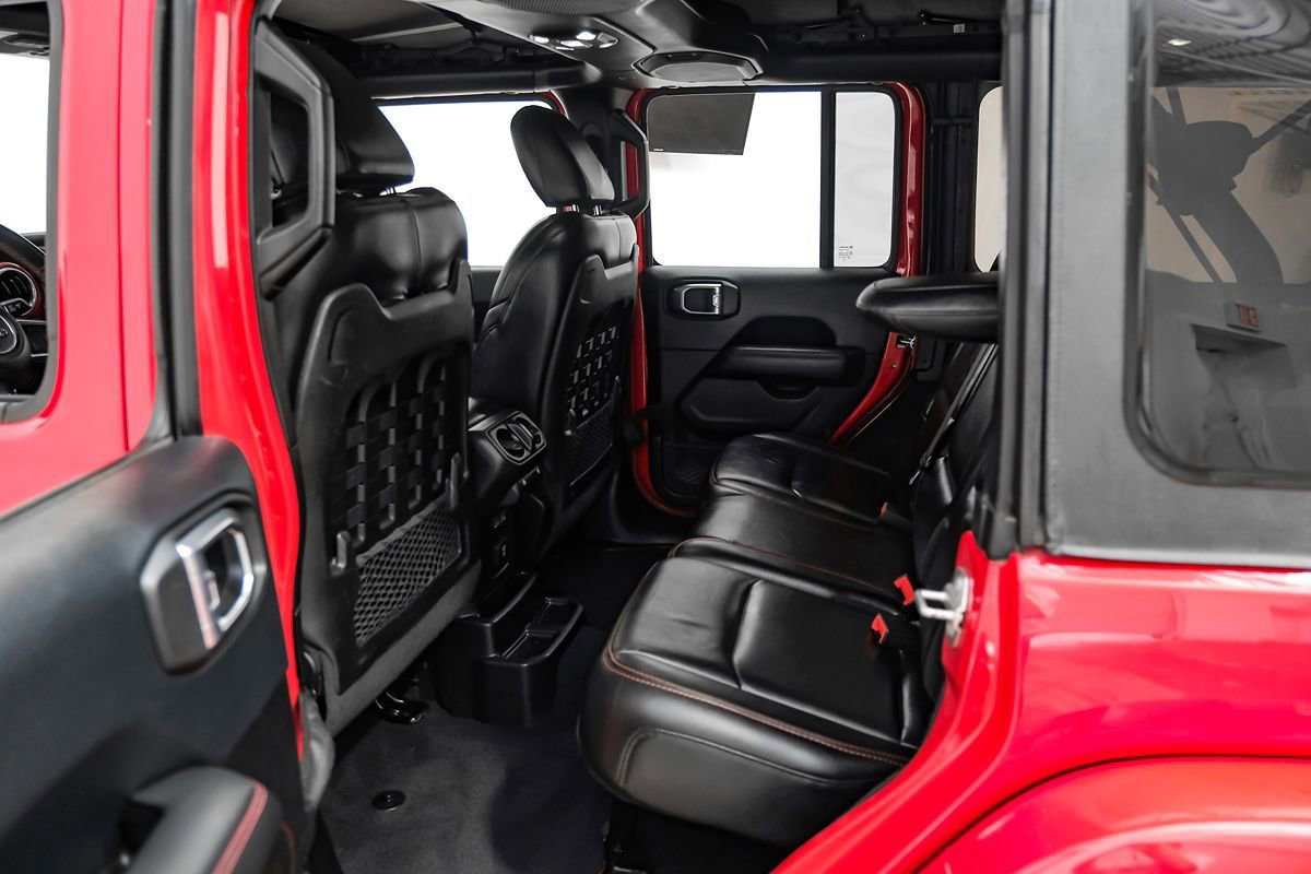 Used 2019 Jeep Wrangler Unlimited Rubicon AWD/4WD image 32