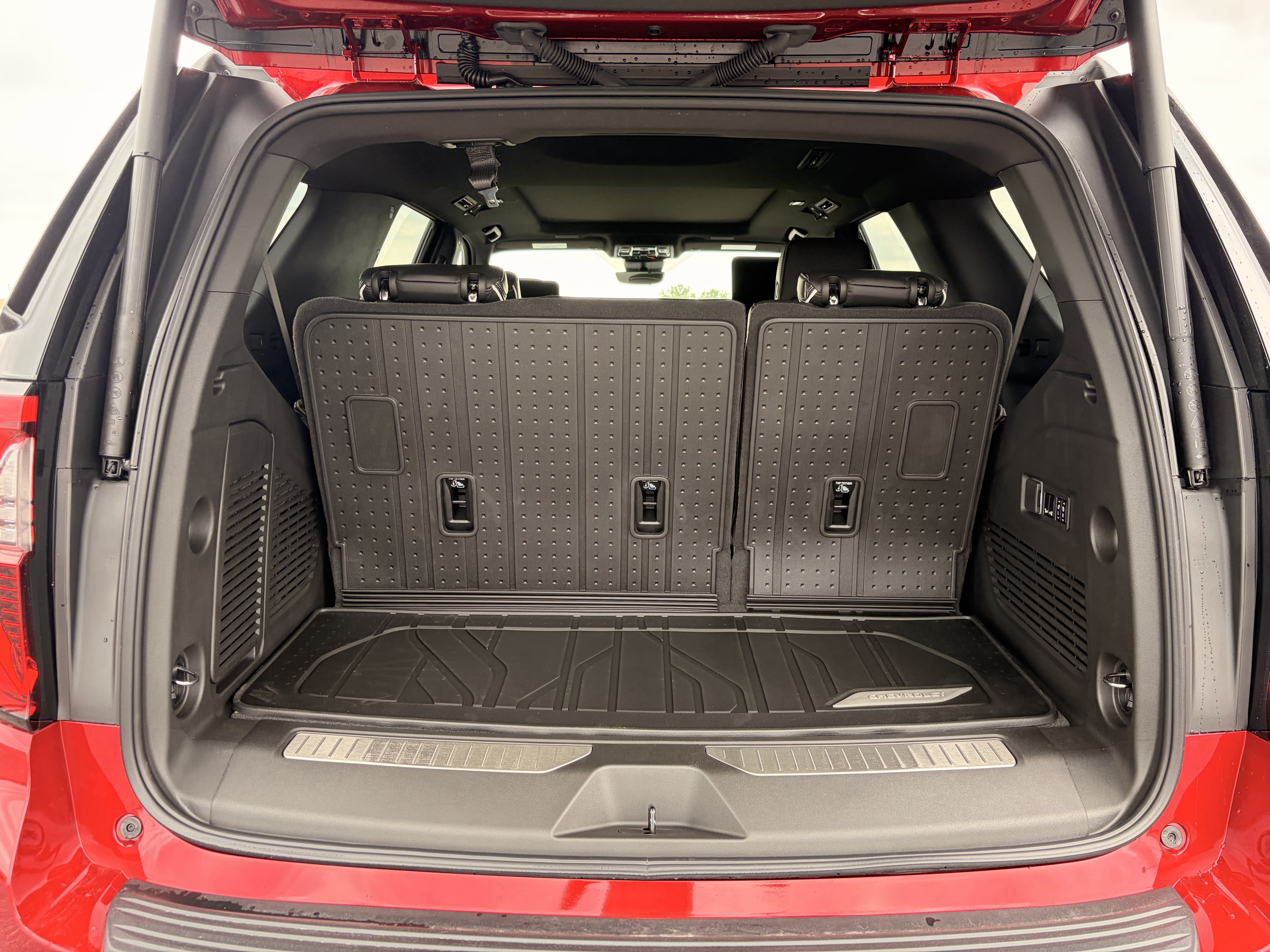 New 2026 GMC Yukon AT4 Ultimate w/ LPO, Floor Liner Package AWD/4WD image 11