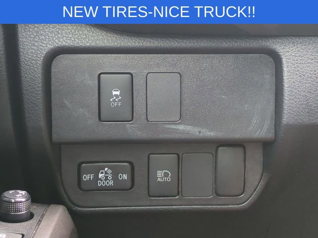 Used 2021 Toyota Tacoma SR5 image 19