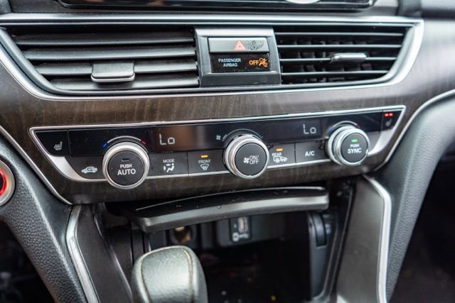 Used 2020 Honda Accord EX image 18