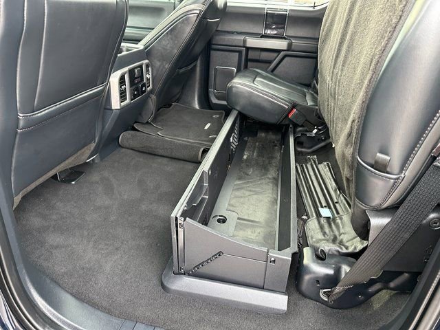 Used 2022 Ford F450 Platinum w/ FX4 Off-Road Package image 14