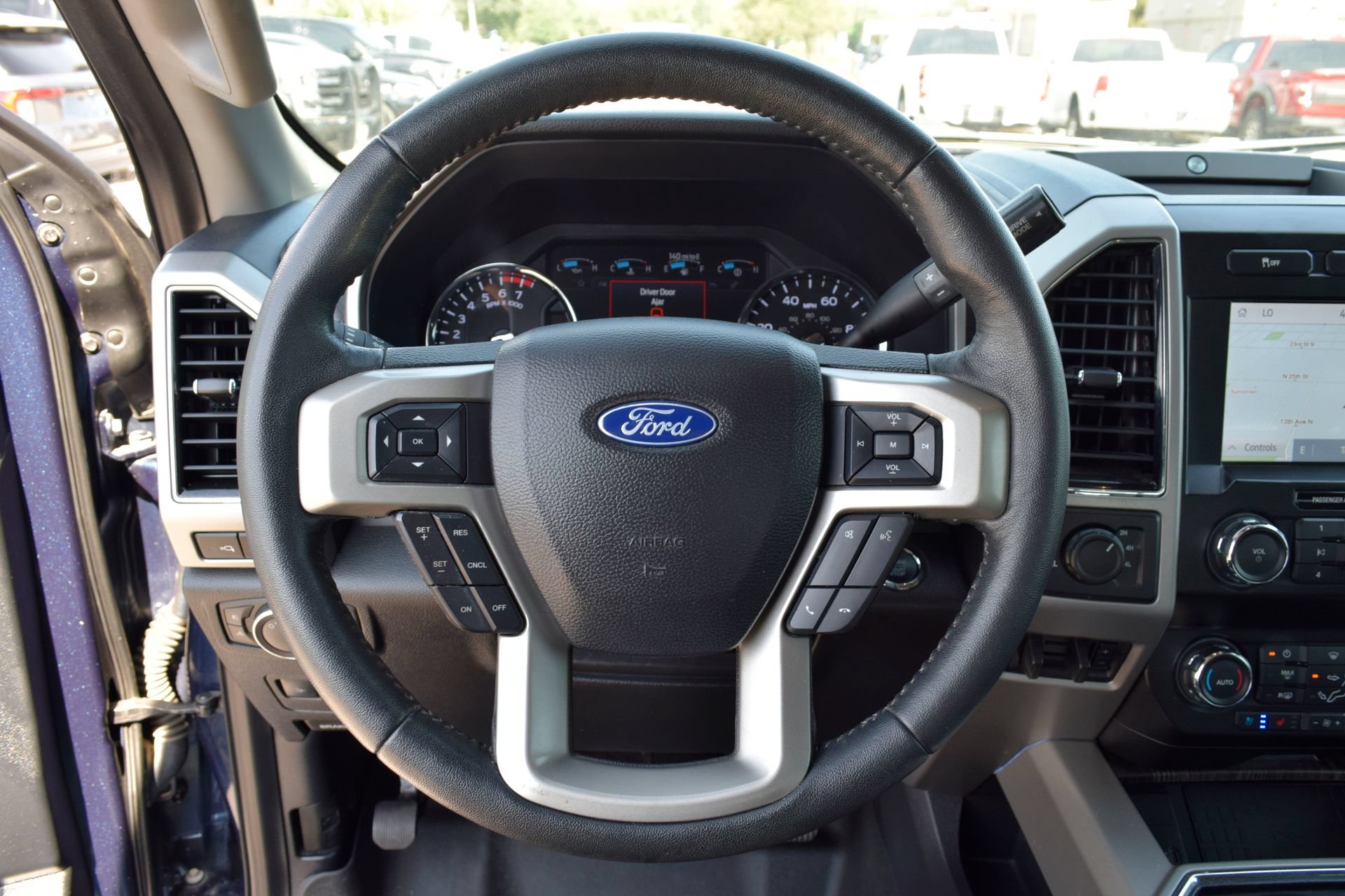 Used 2020 Ford F250 Lariat w/ Lariat Ultimate Package AWD/4WD image 6