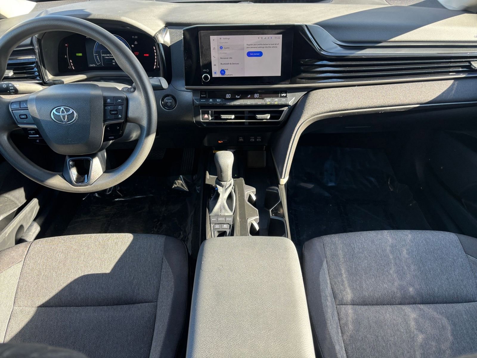 Used 2025 Toyota Camry LE image 29