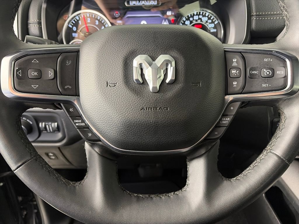 Used 2025 RAM 1500 Laramie image 15
