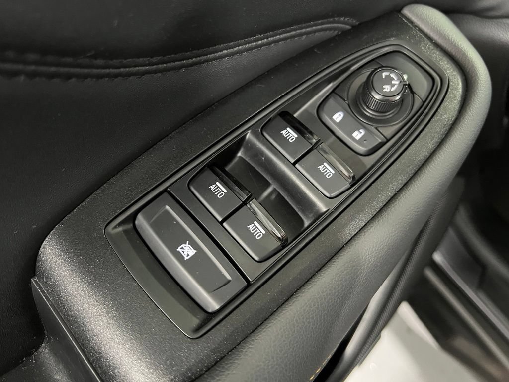 Used 2025 Subaru Outback Wilderness w/ Wilderness Package AWD/4WD image 40
