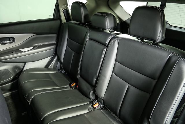 Used 2022 Nissan Murano SV FWD image 16
