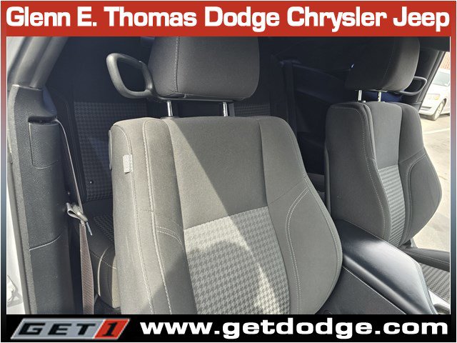 Certified 2023 Dodge Challenger SXT w/ Blacktop Package image 29