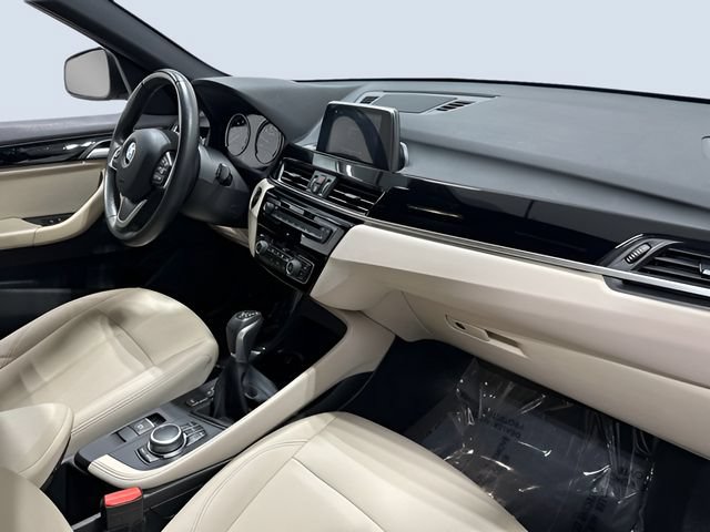 Used 2019 BMW X1 xDrive28i w/ Convenience Package AWD/4WD image 11