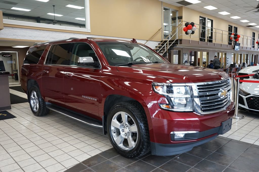 Used 2017 Chevrolet Suburban Premier AWD/4WD image 23