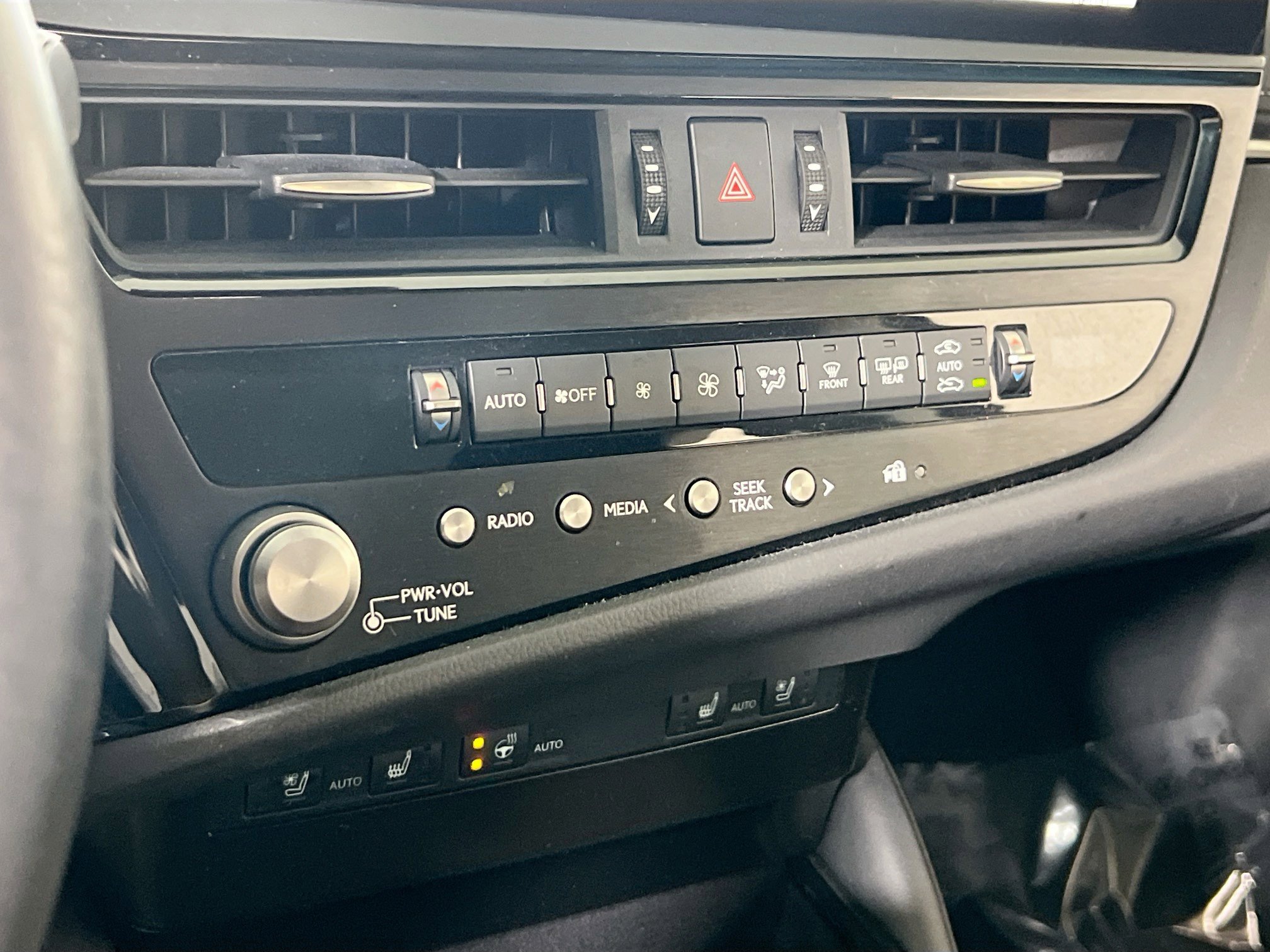 Used 2023 Lexus ES 350 w/ Premium Package image 16