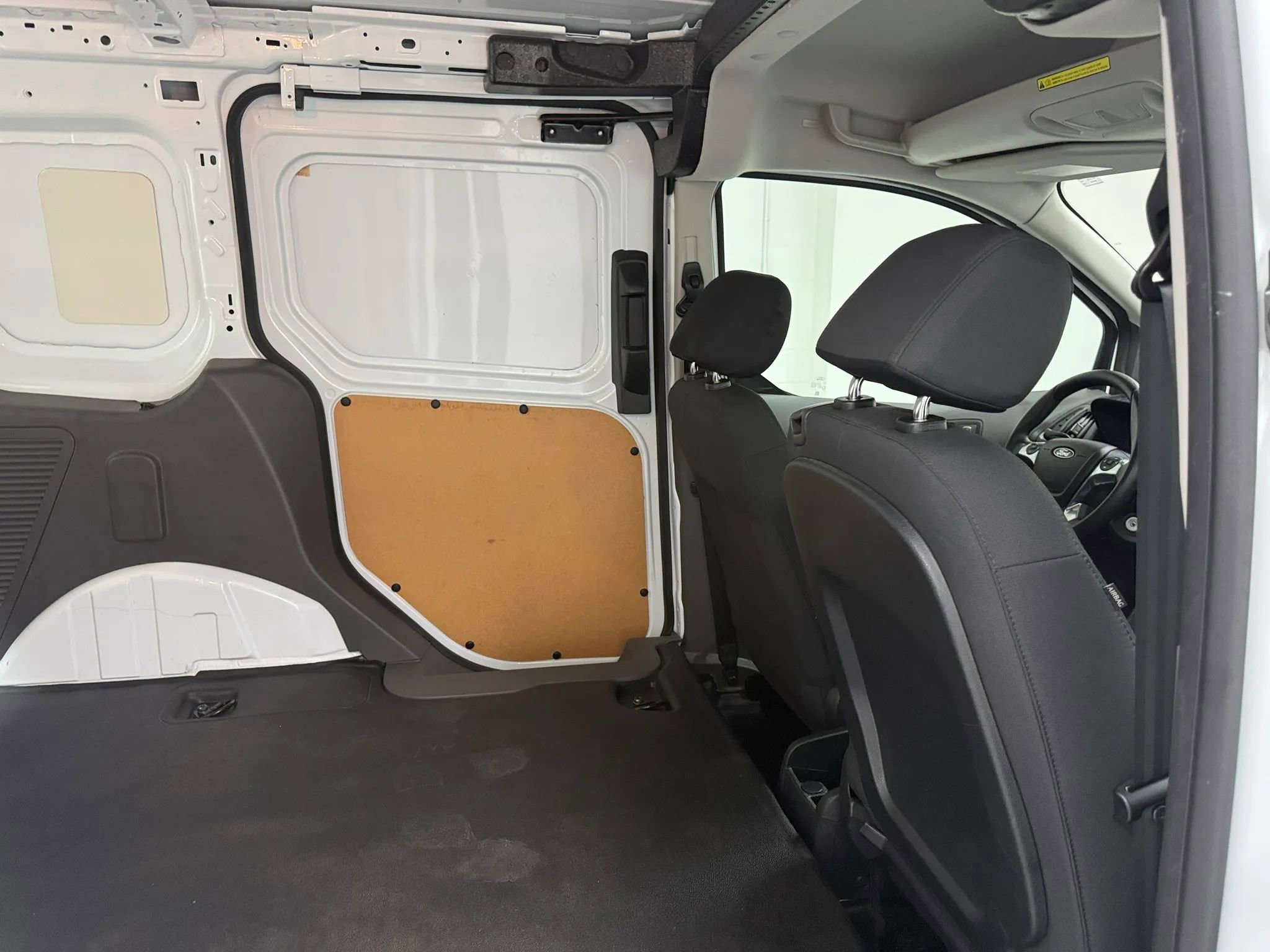 Used 2020 Ford Transit Connect XL image 34