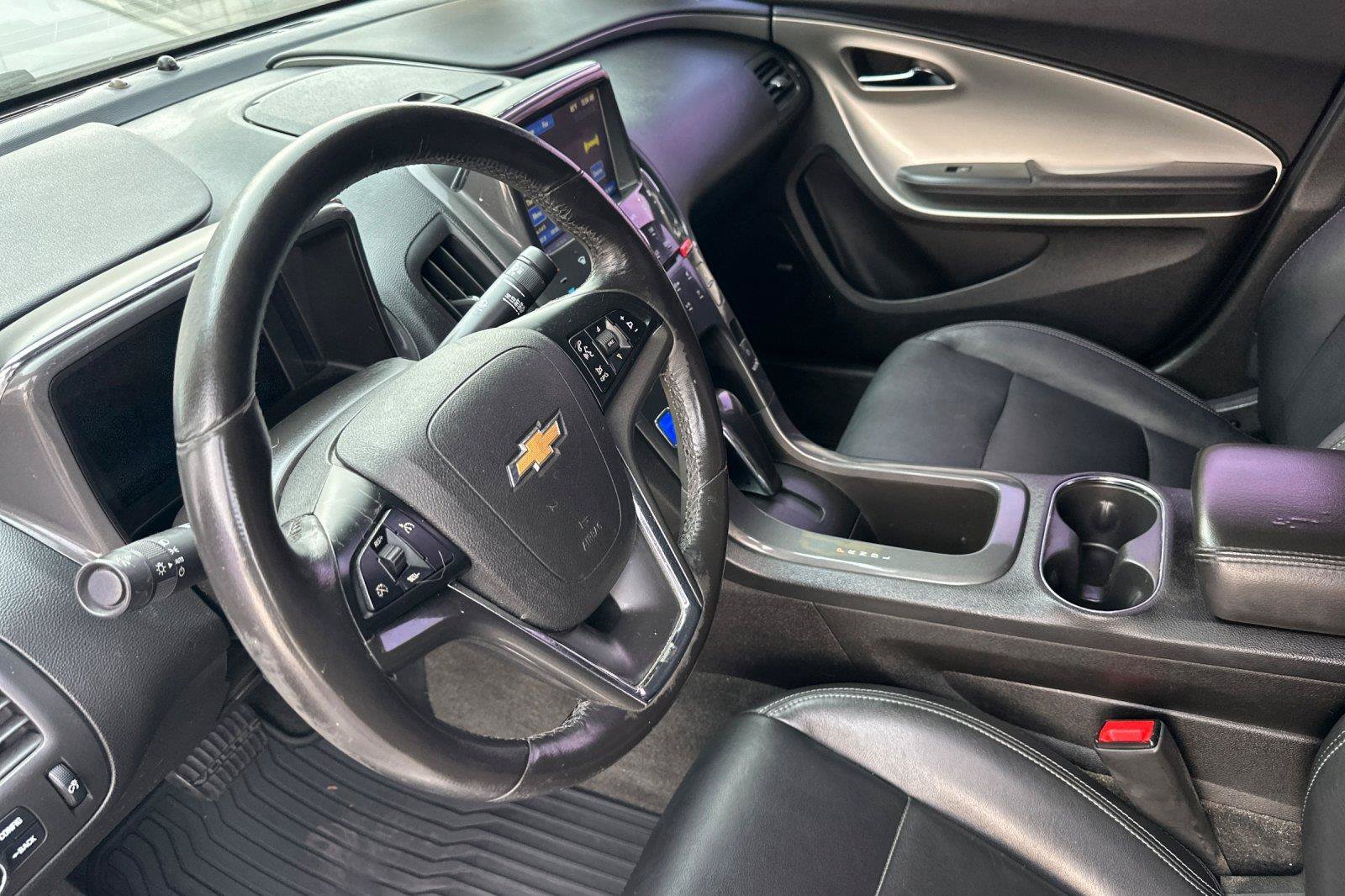 Used 2013 Chevrolet Volt Premium w/ Premium Trim Package FWD image 10