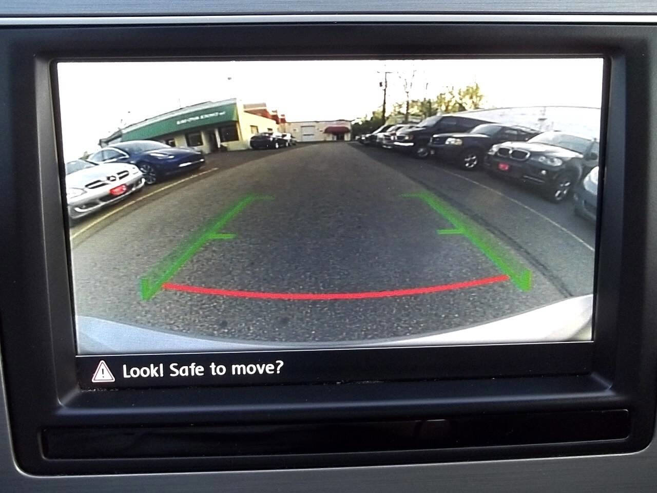 Used 2016 Volkswagen Golf S image 20