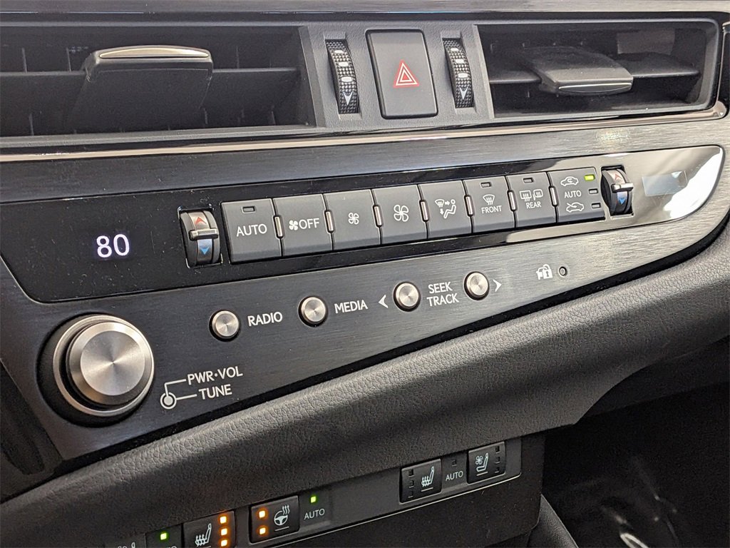 Certified 2024 Lexus ES 300h w/ Premium Package image 25