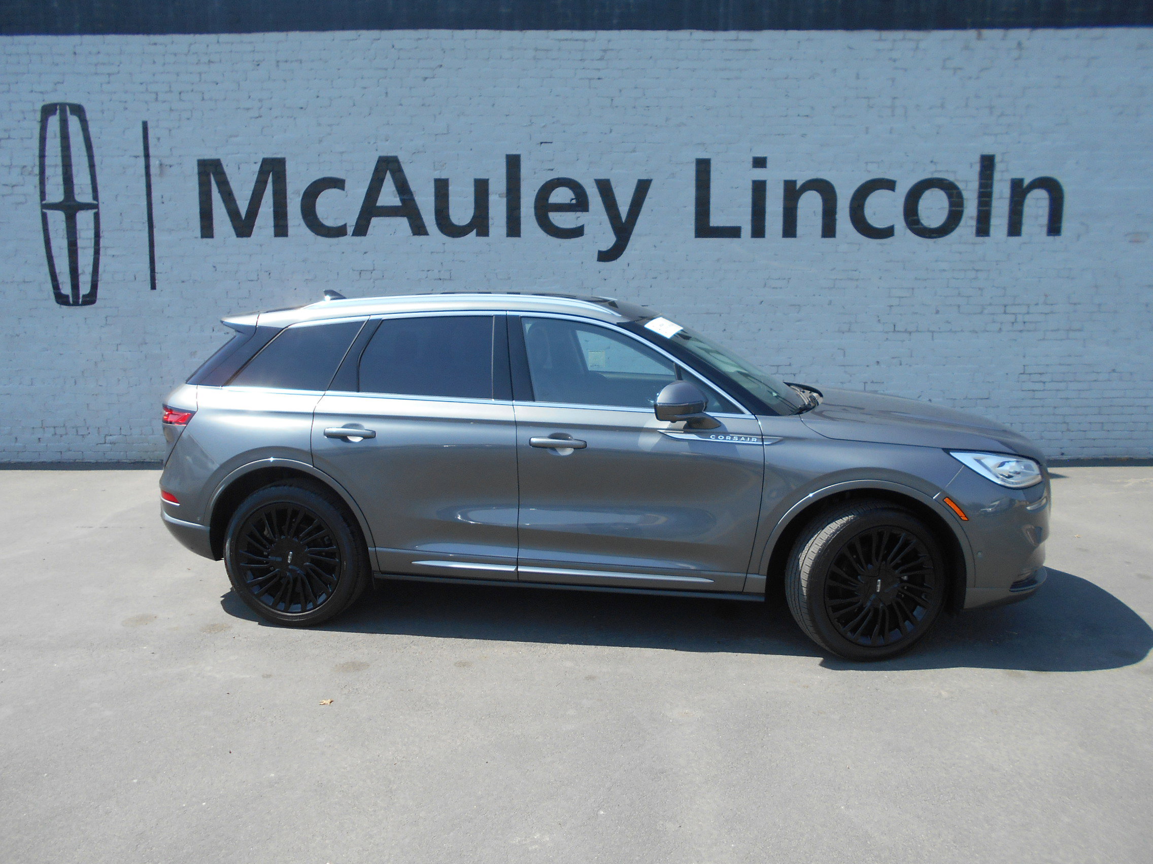 Certified 2021 Lincoln Corsair Reserve w/ Equipment Group 201A image 1