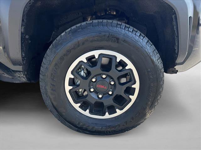 Used 2025 Toyota Tacoma TRD Off-Road AWD/4WD image 26