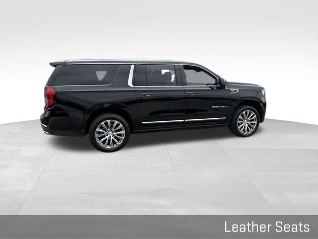 Used 2023 GMC Yukon XL Denali w/ Denali Reserve Package AWD/4WD image 14