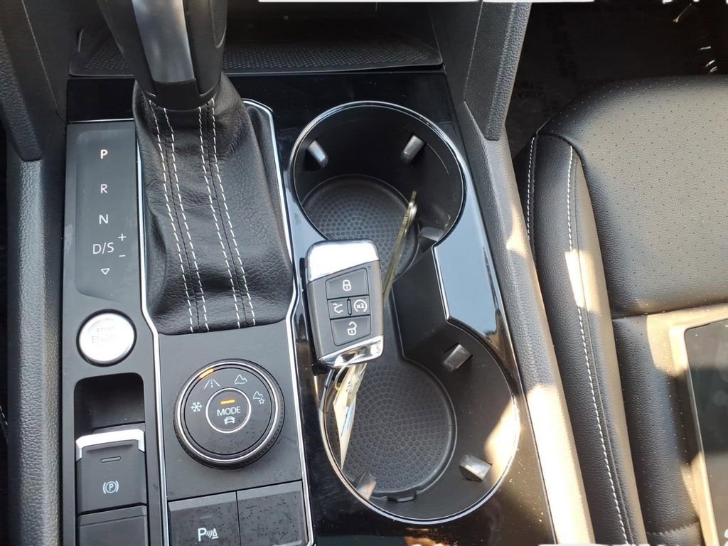 Used 2023 Volkswagen Atlas SE w/ Panoramic Sunroof Package image 23