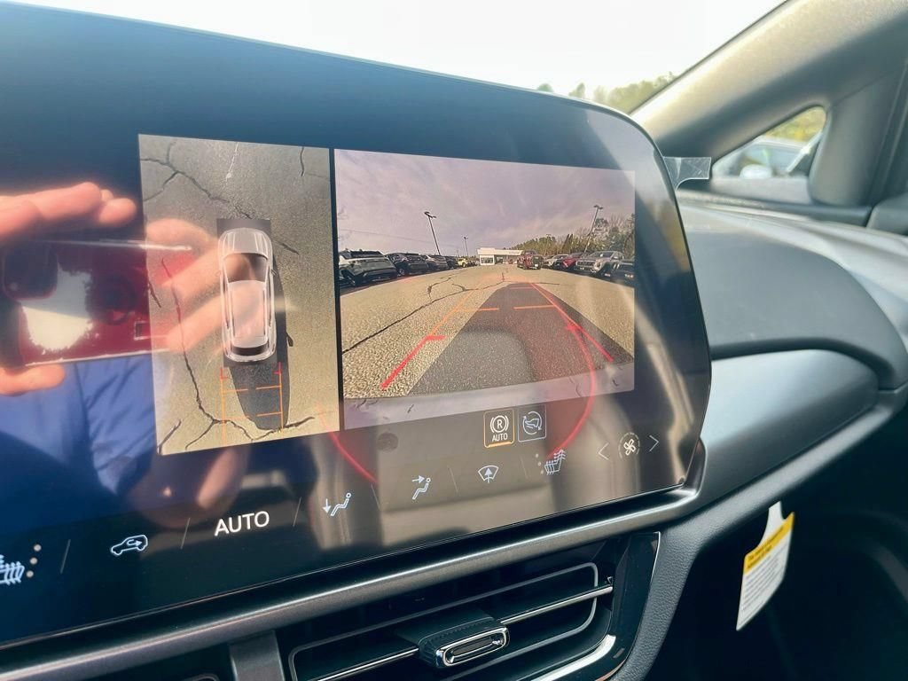 New 2026 Chevrolet Equinox EV RS w/ LPO, All-Weather Mat Package FWD image 14