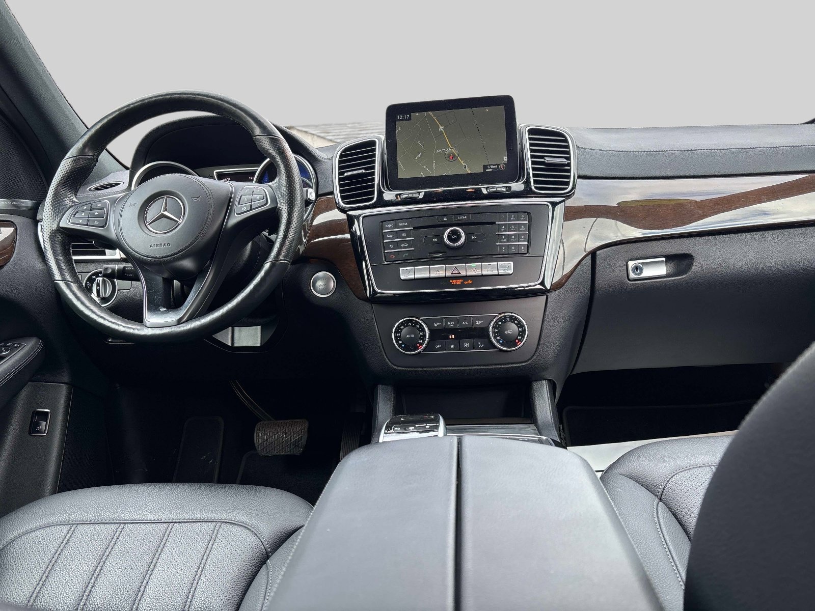 Used 2017 Mercedes-Benz GLS 450 4MATIC image 18