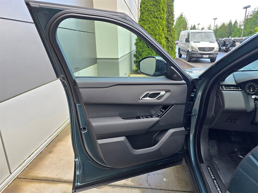 New 2026 Land Rover Range Rover Velar S image 22