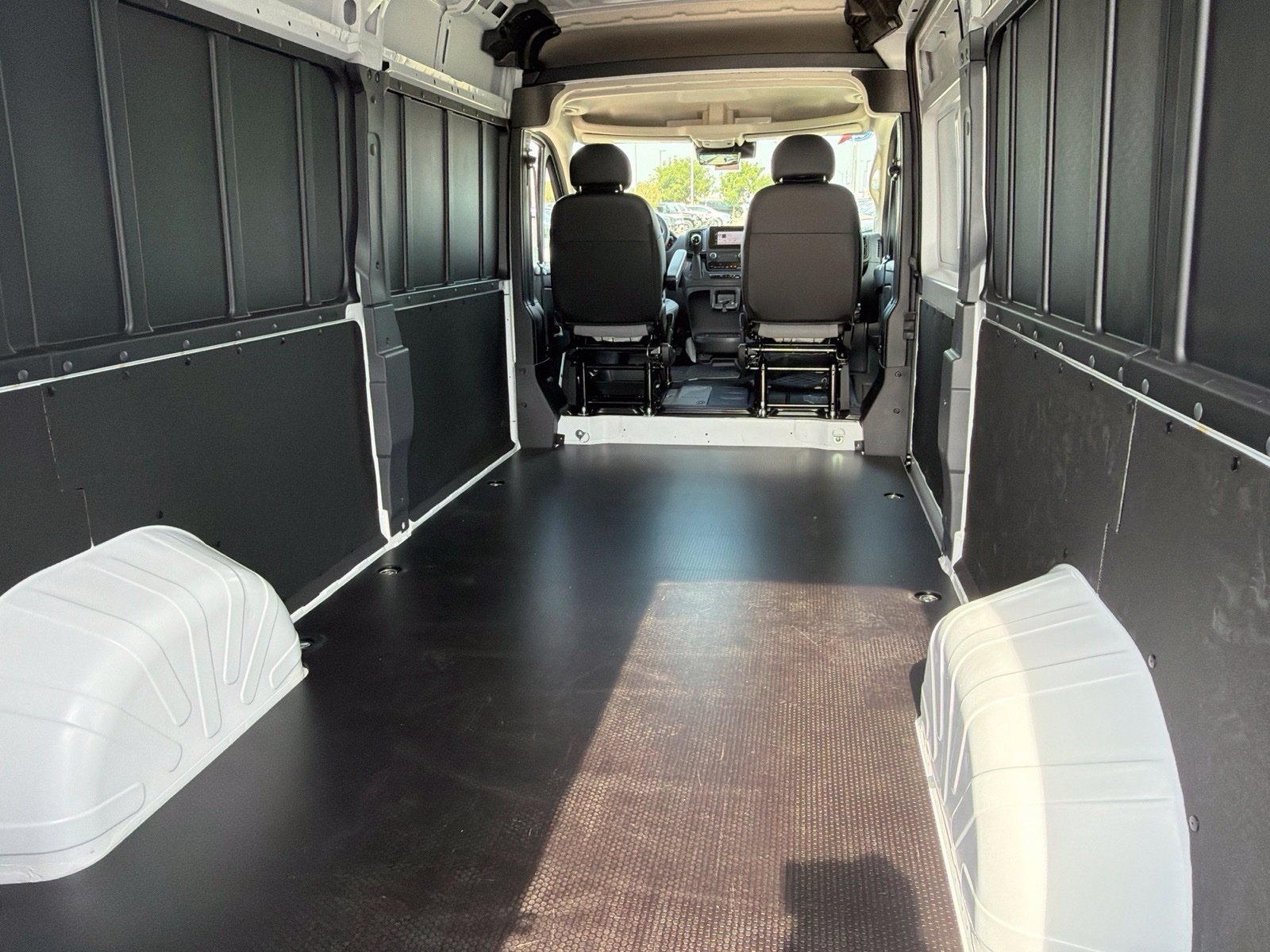 New 2027 RAM ProMaster 3500 w/ Safety Group FWD image 15