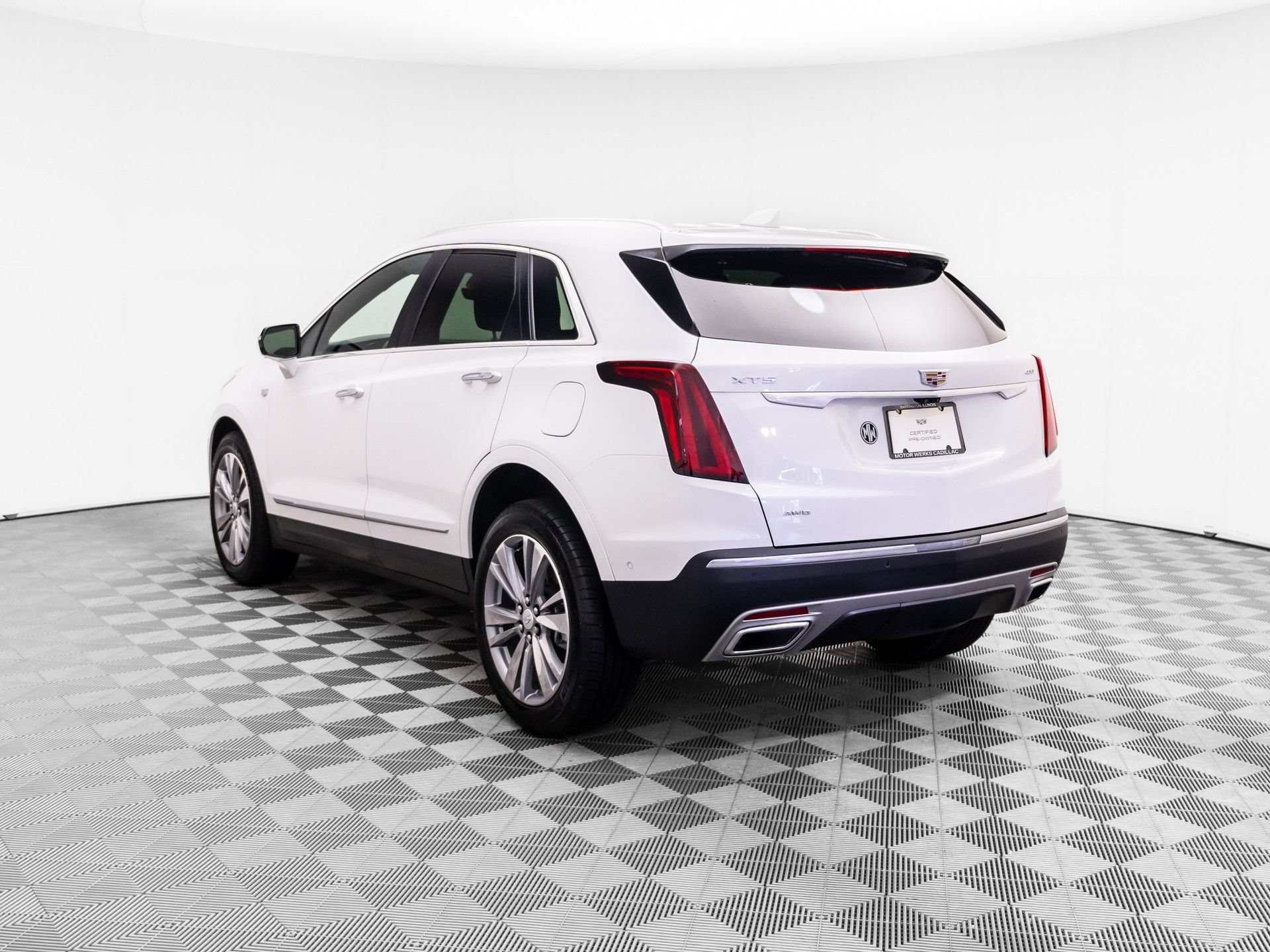 Certified 2026 Cadillac XT5 Premium Luxury w/ Driver Assist Package AWD/4WD video 3