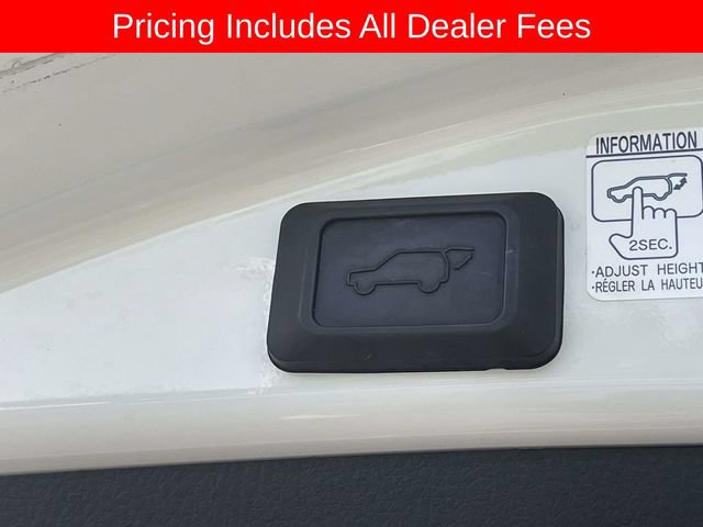 Used 2017 Toyota RAV4 XLE w/ Convenience Package AWD/4WD image 14