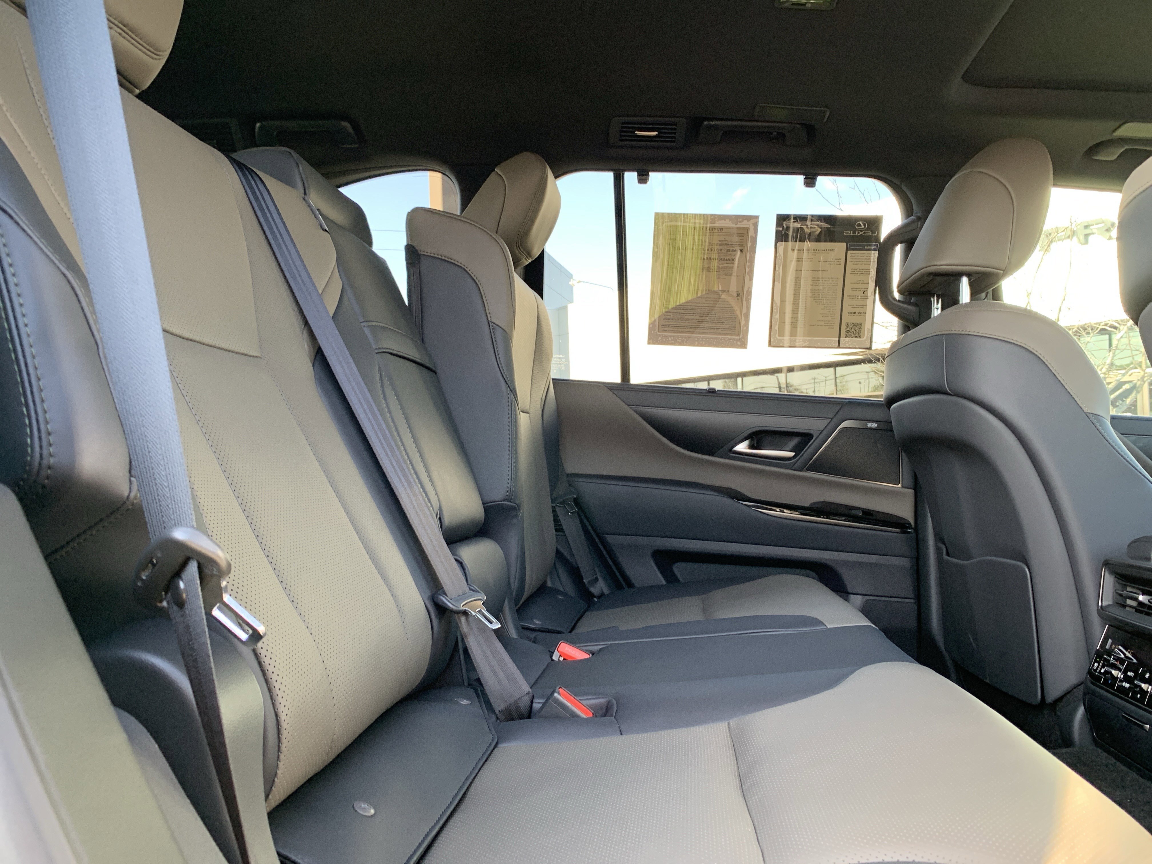 Certified 2026 Lexus LX 700h Overtrail w/ Accessory Package (Z1) image 33