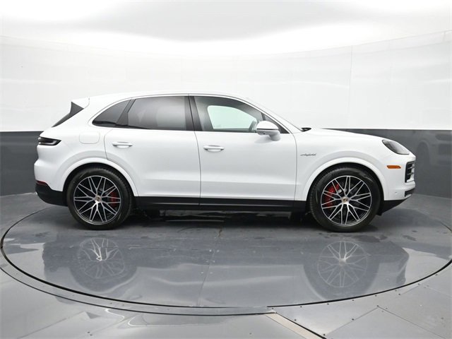 New 2025 Porsche Cayenne S image 21