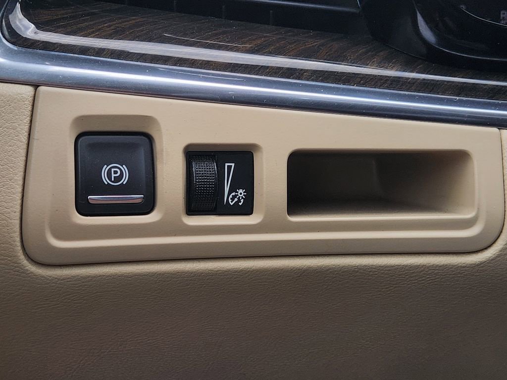 Used 2019 Cadillac XT5 FWD image 27