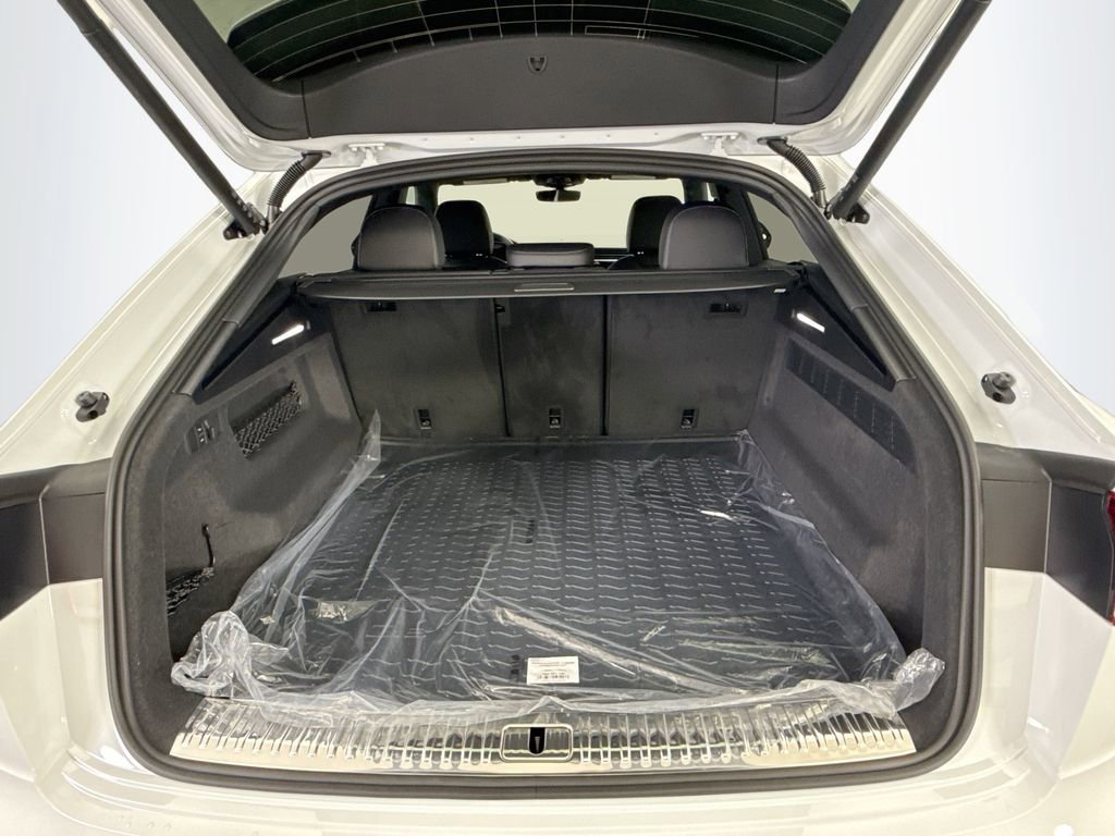 New 2026 Audi Q8 Premium Plus image 27