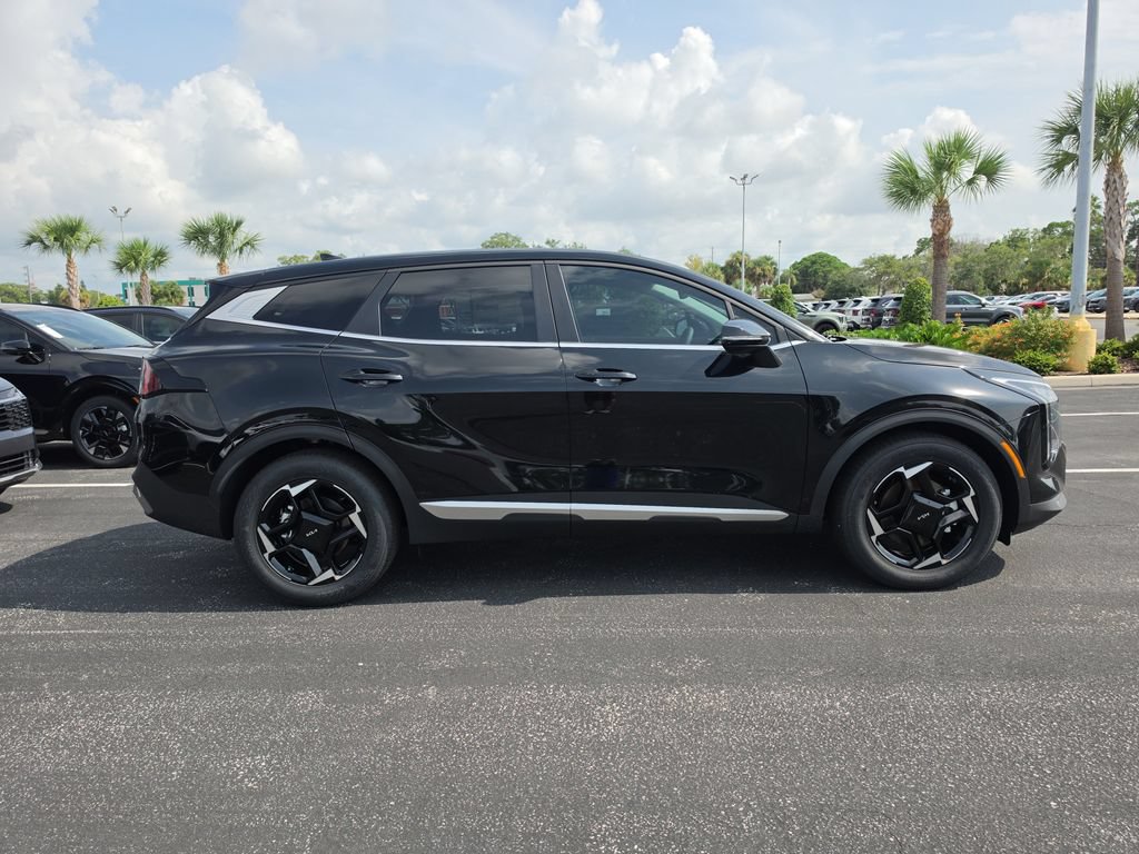 New 2026 Kia Sportage EX FWD image 9