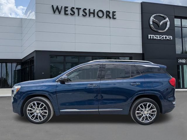 Used 2023 GMC Terrain Denali w/ Denali Premium Package AWD/4WD image 6
