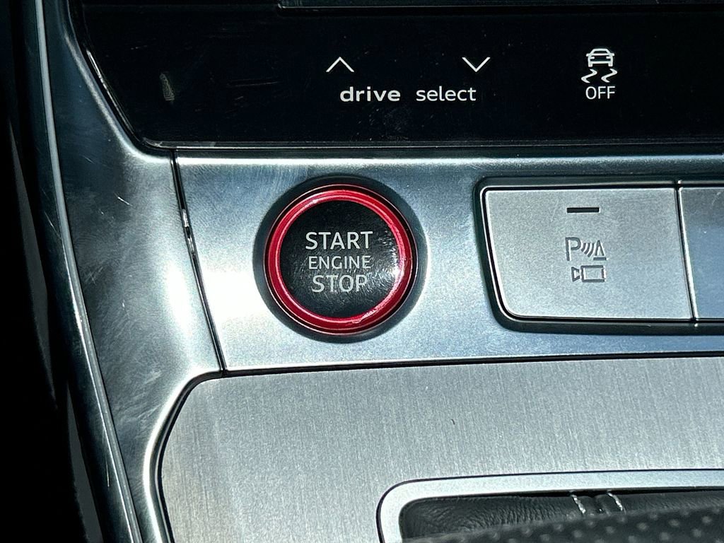 Used 2021 Audi S6 Prestige w/ Prestige Package AWD/4WD image 37