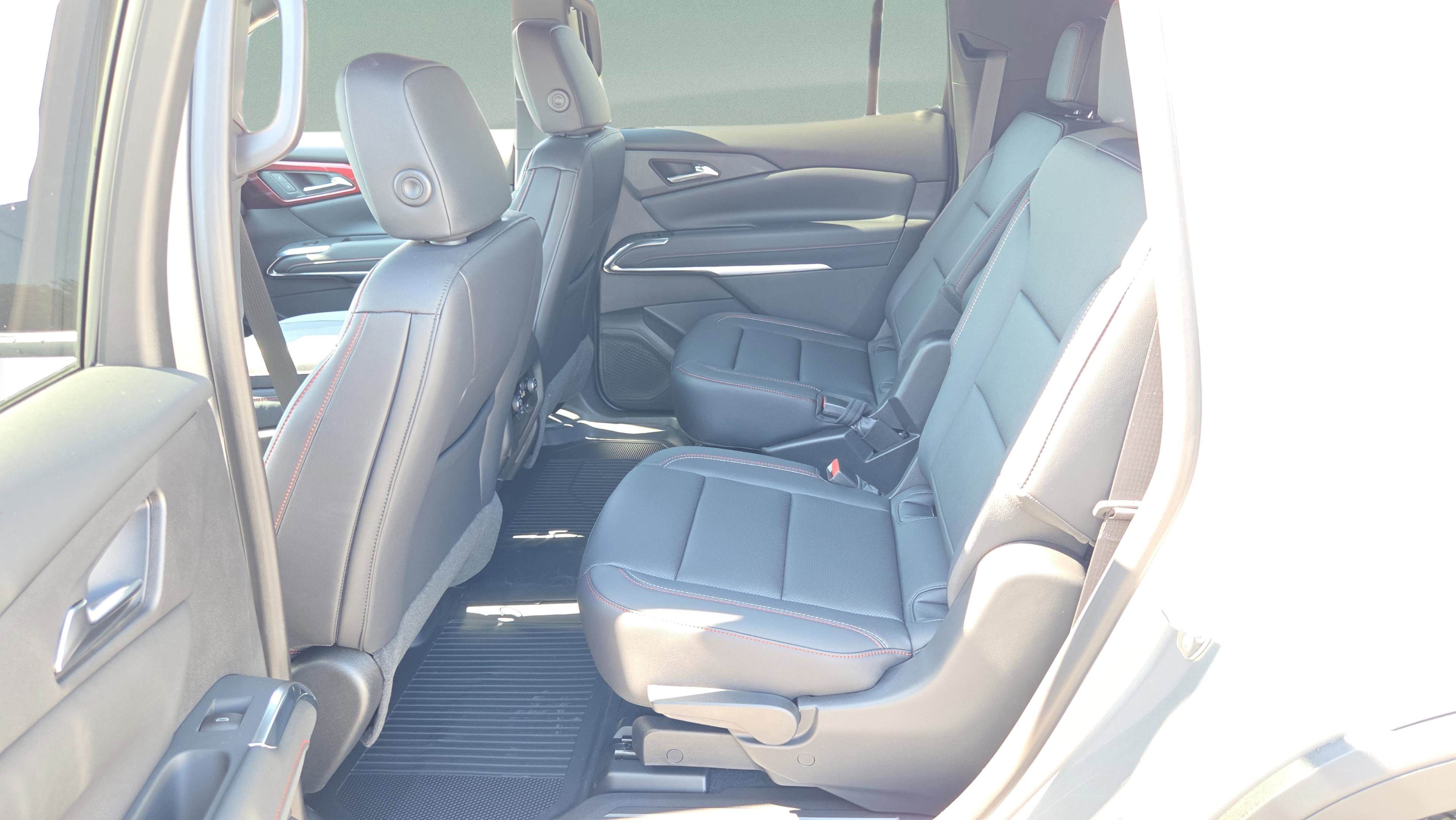 New 2026 Chevrolet Traverse Z71 image 33