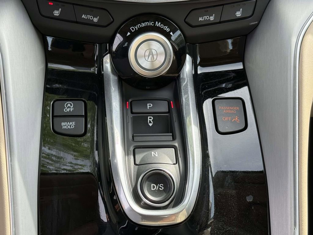 Used 2025 Acura TLX w/ Technology Package image 19