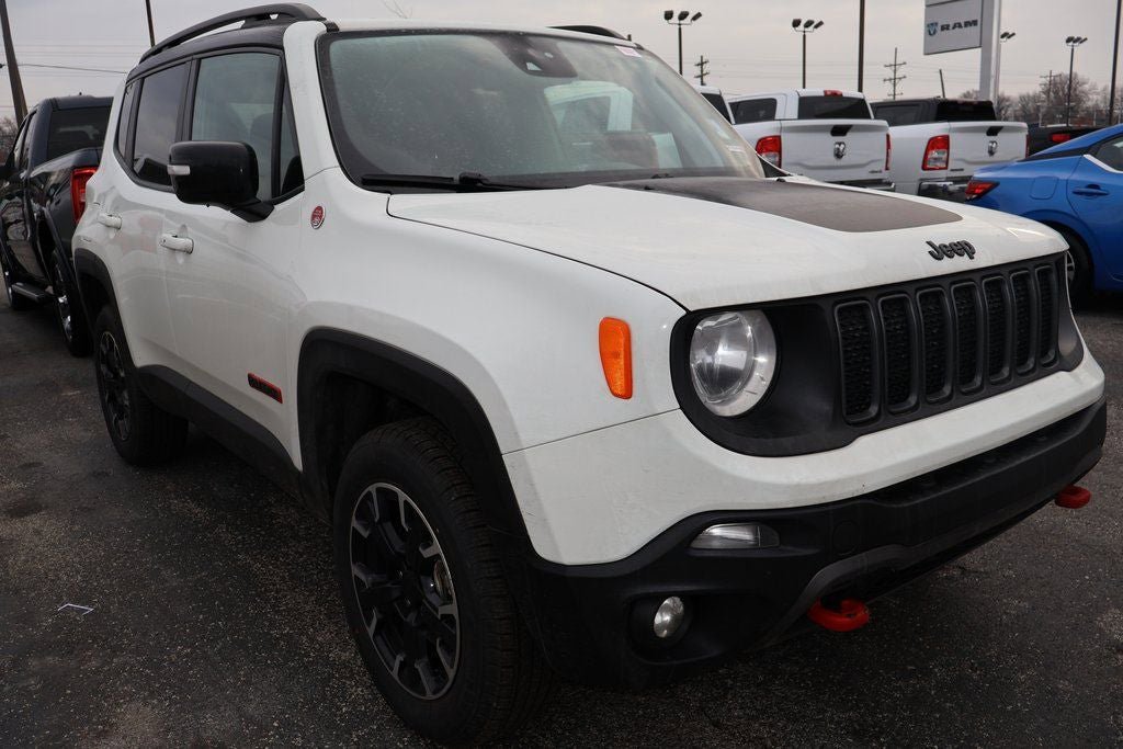 Used 2023 Jeep Renegade Trailhawk image 2
