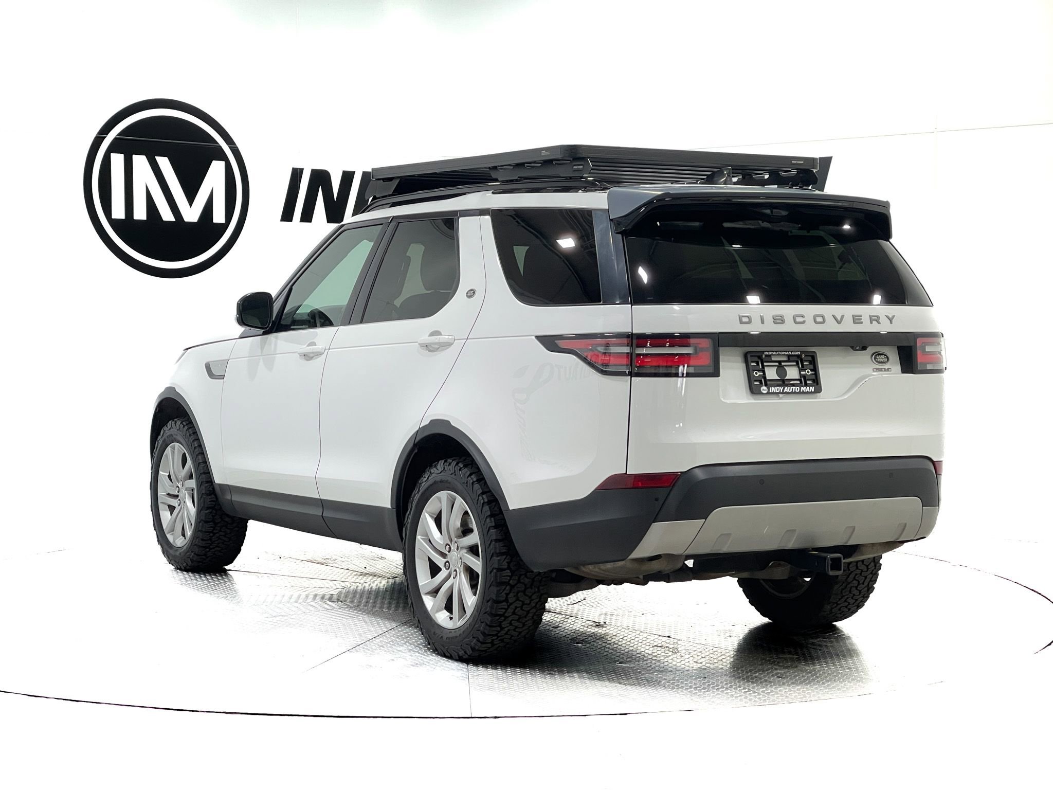 Used 2018 Land Rover Discovery HSE AWD/4WD image 6