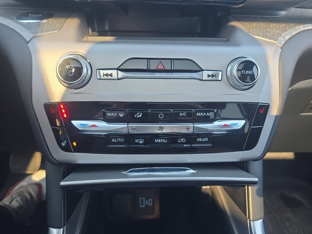 Certified 2024 Ford Explorer Timberline w/ Timberline Technology Package image 19