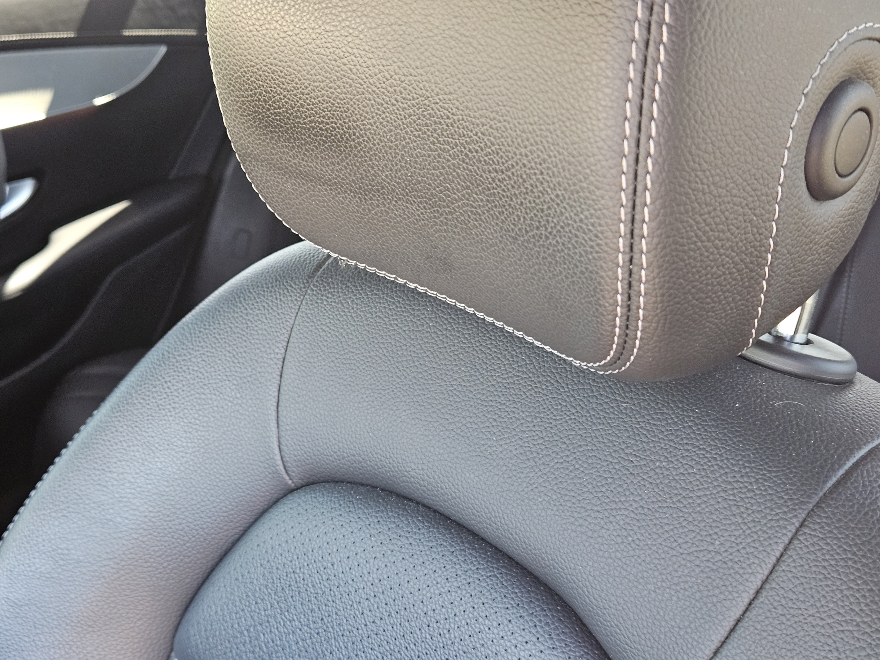 Certified 2020 Mercedes-Benz GLC 300 image 7