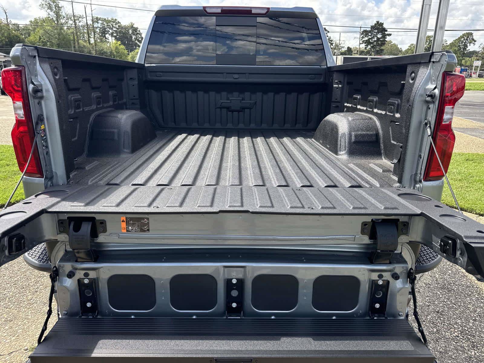 New 2026 Chevrolet Silverado 1500 LT Trail Boss w/ LT Trail Boss Premium Package AWD/4WD image 7