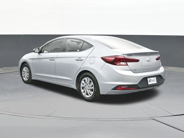 Used 2020 Hyundai Elantra SE w/ Convenience Package (C2) image 10