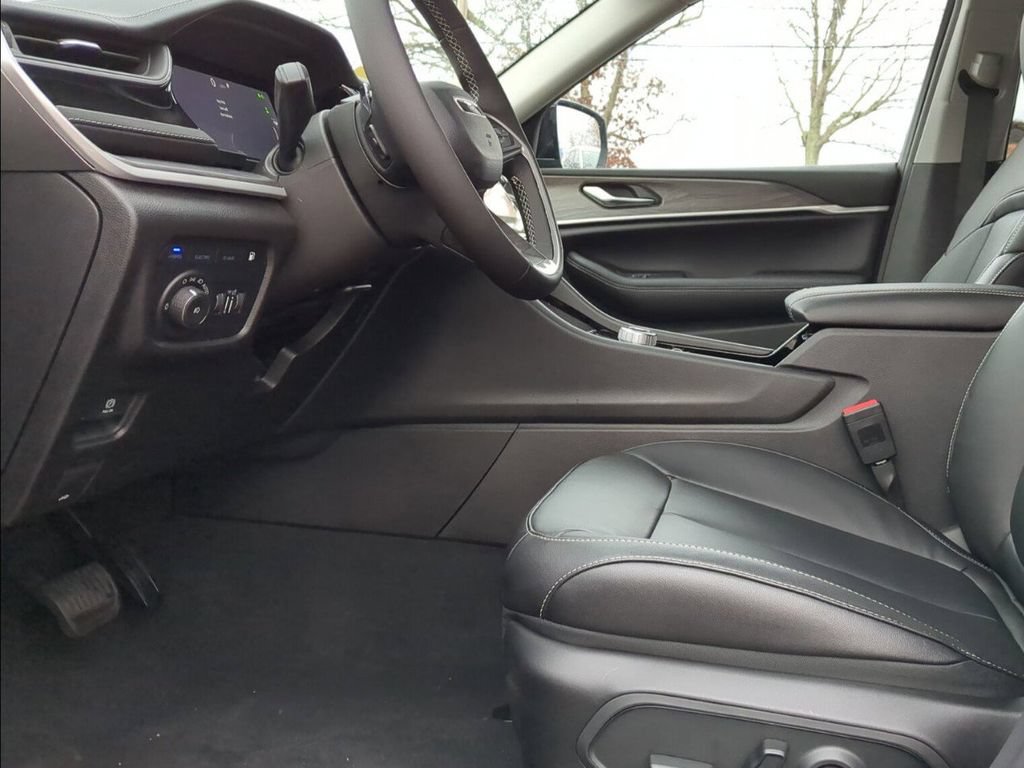Used 2022 Jeep Grand Cherokee Limited 4xe AWD/4WD image 19