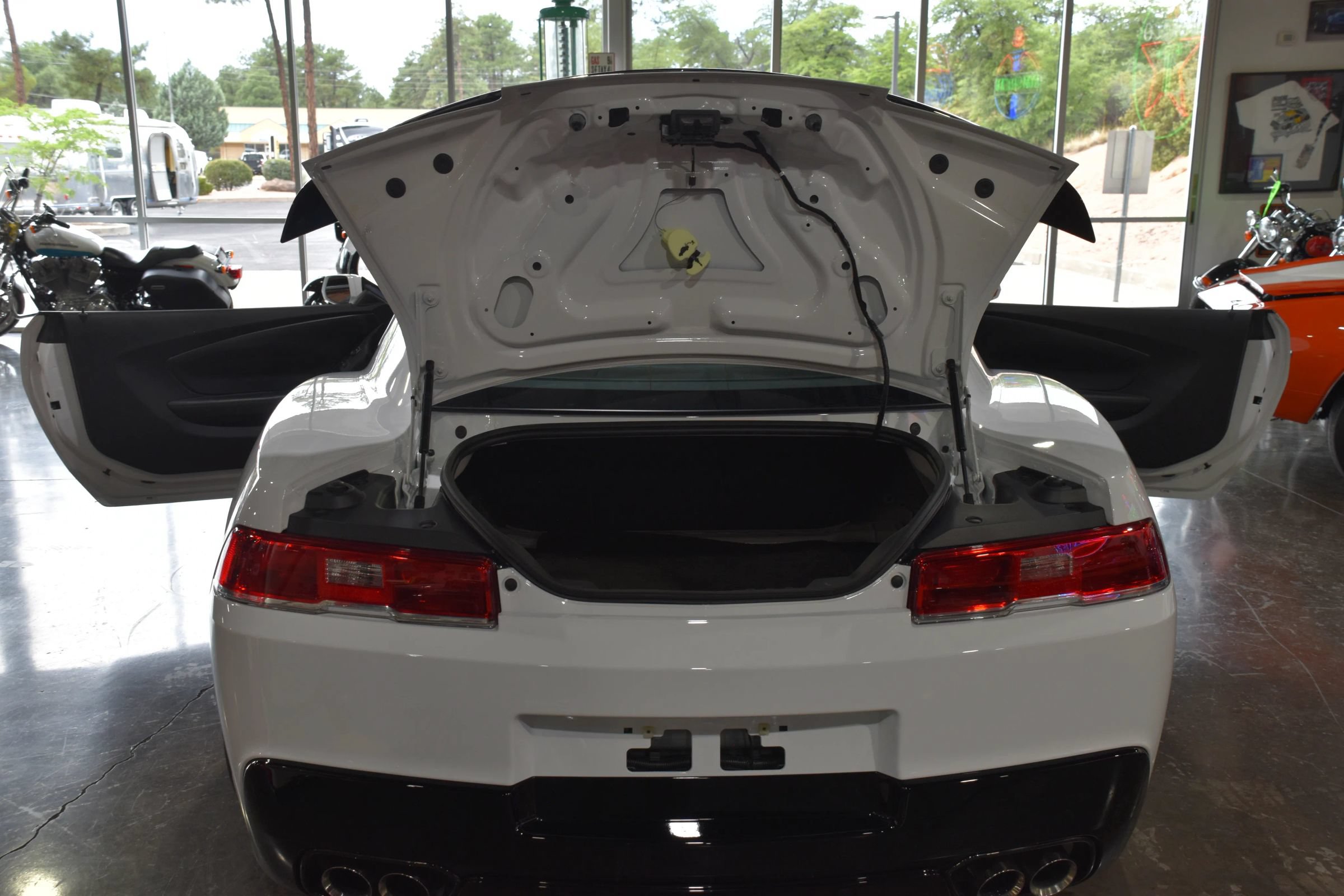Used 2014 Chevrolet Camaro Z/28 RWD image 15