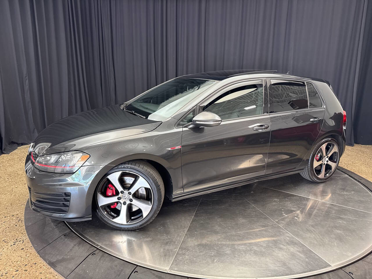 Used 2017 Volkswagen GTI Autobahn FWD image 3